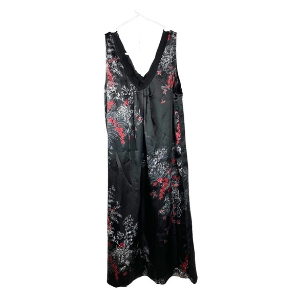 Donna Nadeau Black V Neck Asian Dark Floral Silky Nightgown - Picture 3 of 12